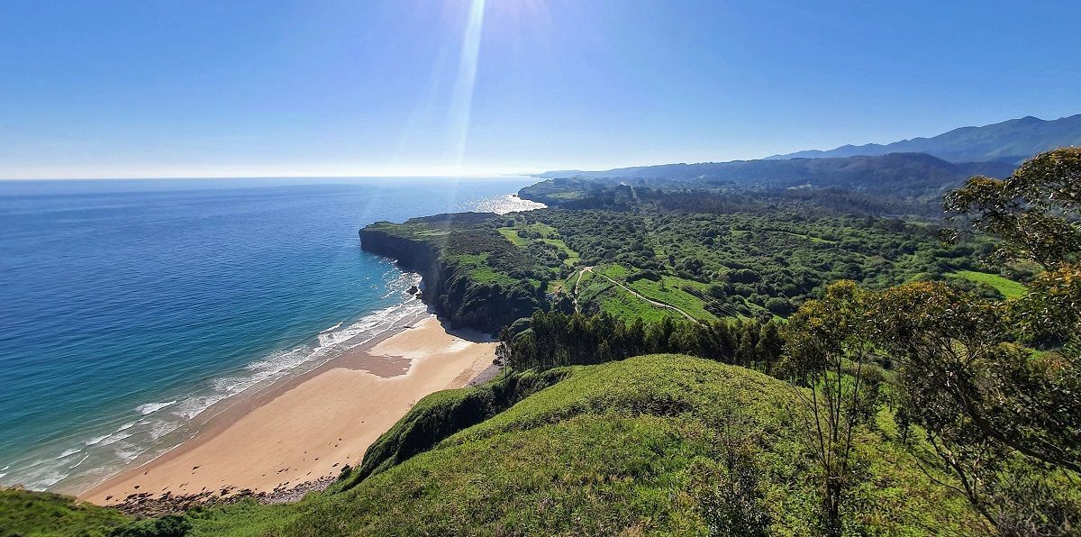 Andrín, Llanes: Un Lugar Mágico entre Mar y Montaña