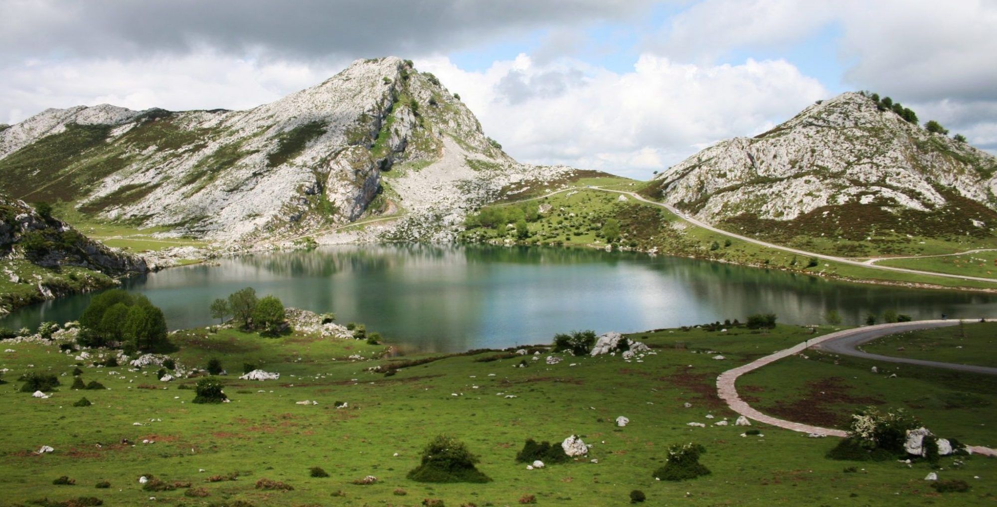Los Lagos de Covadonga: Una Experiencía Inolvidable