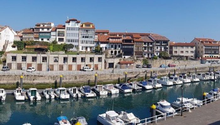 Apartamento con Balcones al Puerto