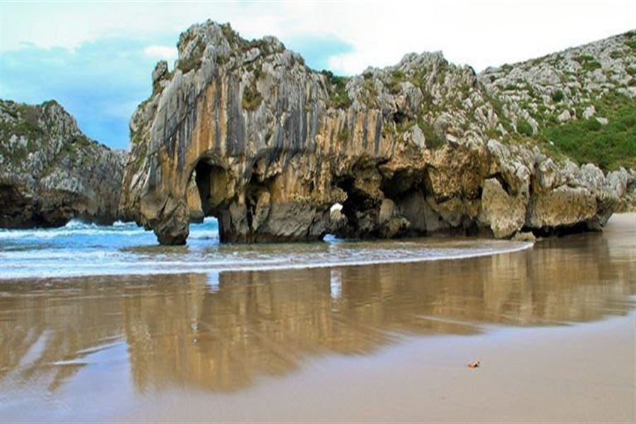 Playa Cuevas de Mar