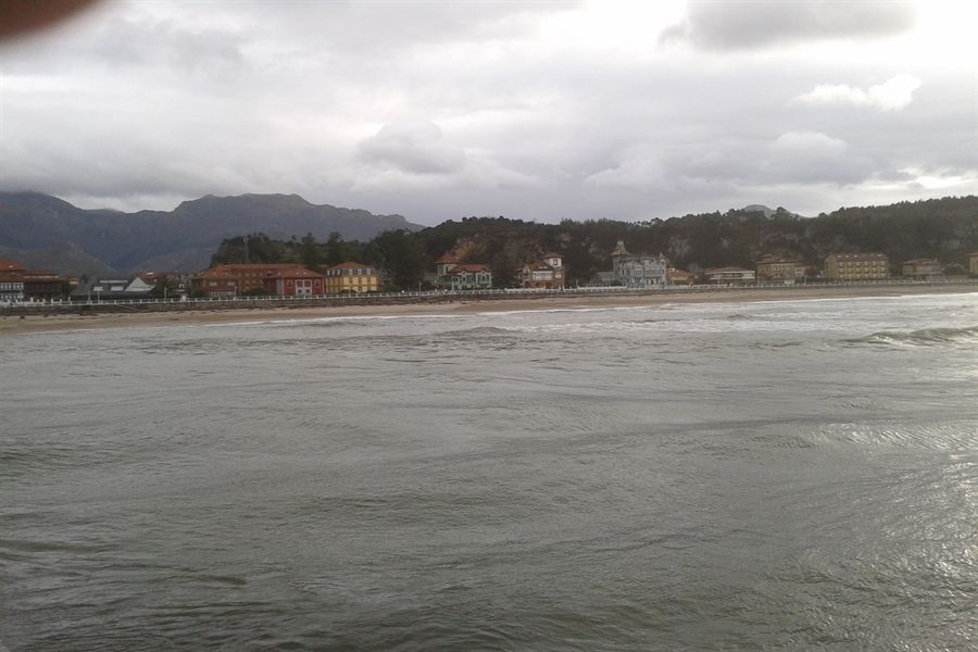Playa de Santa Marina, una joya en la costa de Asturias