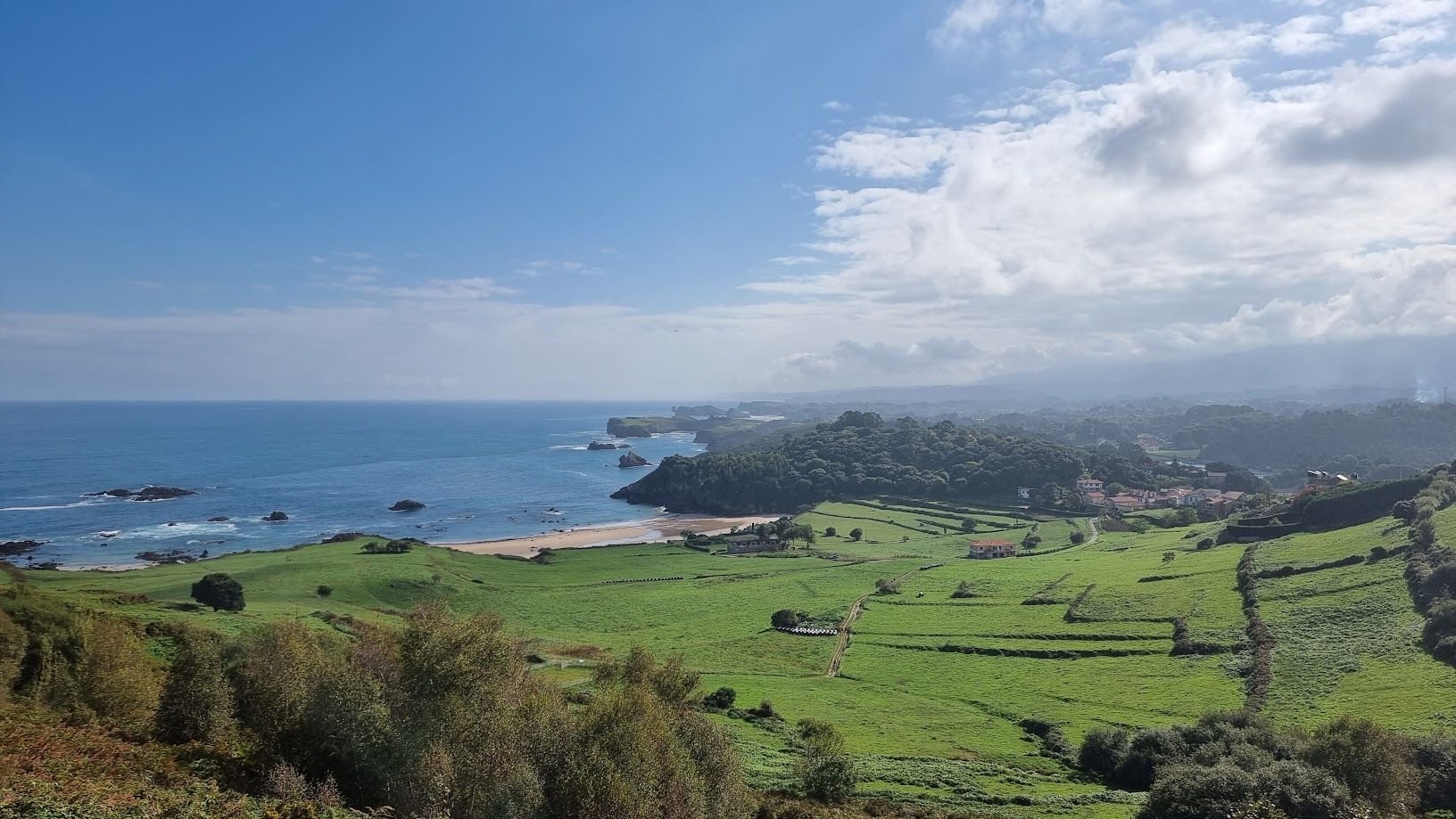 Niembro: Casas Rurales en Llanes, Asturias - Un destino único
