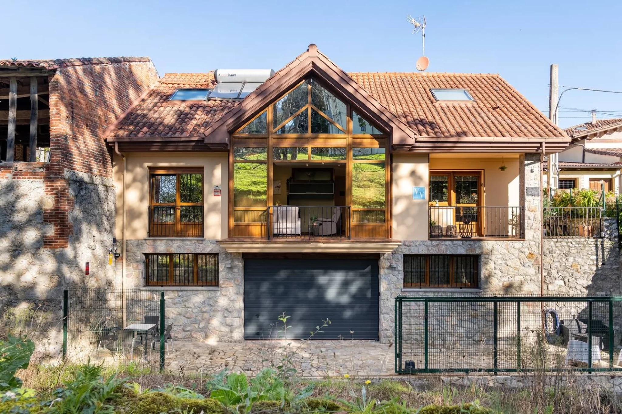 Todo sobre la Vivienda Vacacional Valparón: comodidad y relax en Porrúa