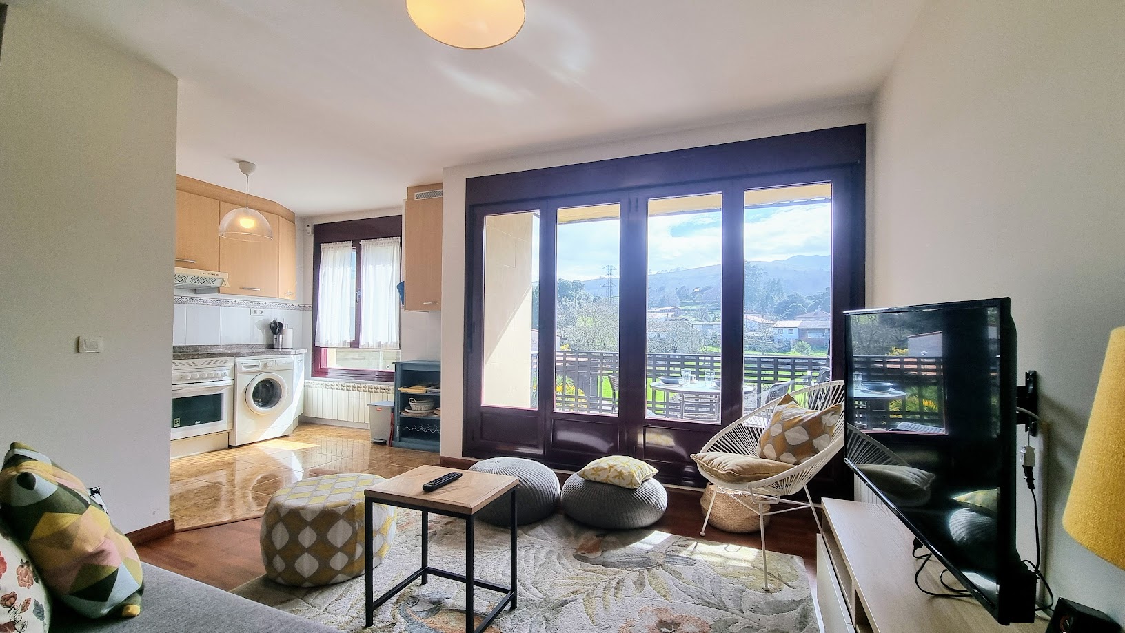 APARTAMENTO LA MADORA SALA DE ESTAR 2