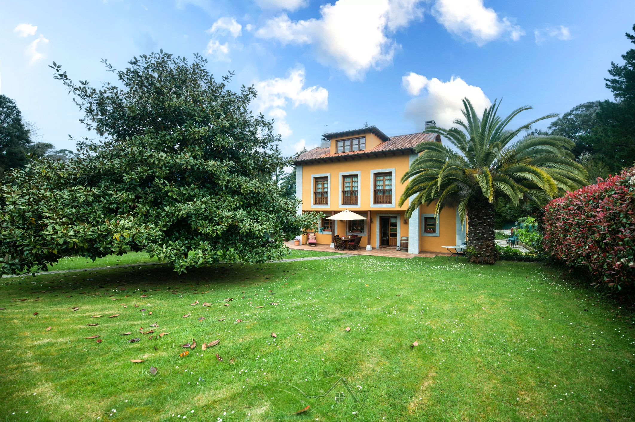 Villa El Reborin Casa con jardin en Asturias